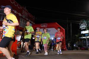 BIB: 3004, 37542, 3633
                            <button type="button" onclick="openModal(26265139)" class="btn btn-primary btn-sm float-right btn-popup" data-toggle="modal" data-target=".modal-high-quality">
                        <i class="fas fa-shopping-cart"></i> Add to Cart
                    </button>
                                            <button type="button" onclick="isThisMe(26265139, true)" class="btn btn-success btn-sm float-right btn-popup btn-isme hidden" data-toggle="tooltip" data-placement="bottom" title="นี่คือรูปของคุณใช่ไหม คลิกที่นี่เพื่อเอาเข้าอัลบั้ม">
                        <i class="fas fa-plus"></i> Add to album
                    </button>
                    <button type="button" onclick="isThisMe(26265139, false)" class="btn btn-warning btn-sm float-right btn-popup btn-isnotme hidden">
                        <i class="fas fa-ban"></i> Remove from album
                    </button>